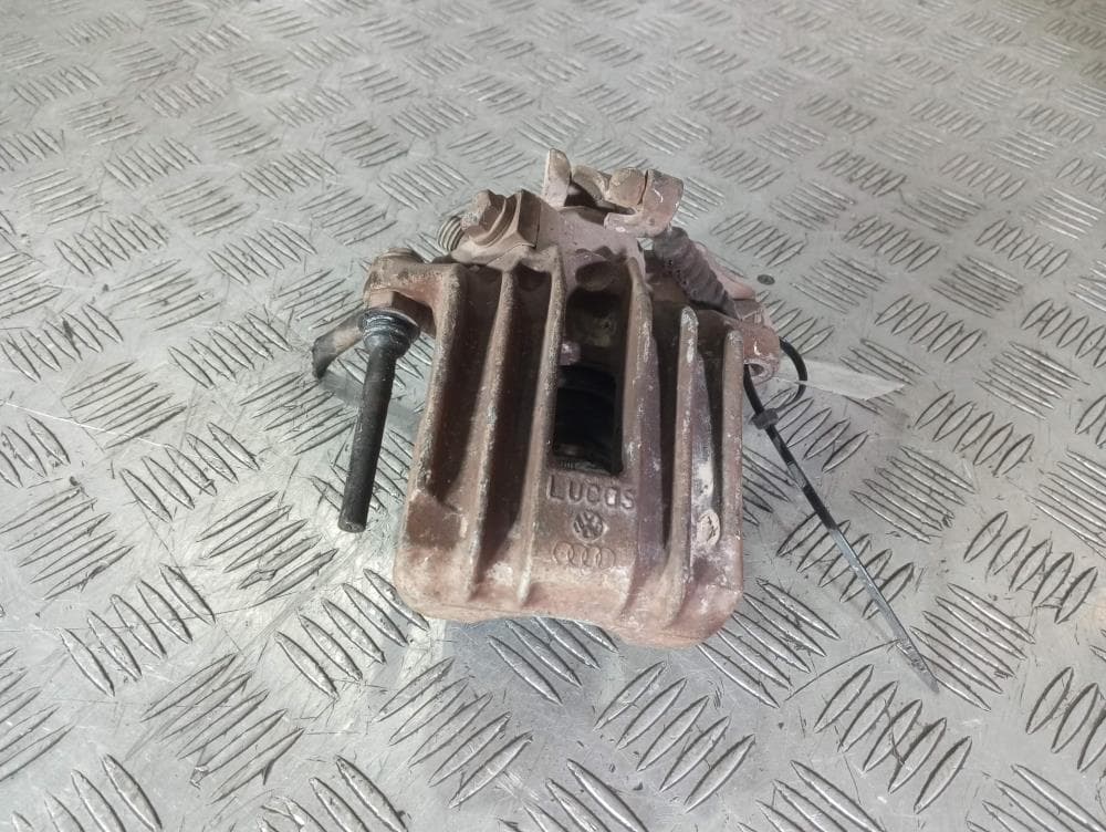 Суппорт задний левый к Volkswagen Golf 4 (97-06)