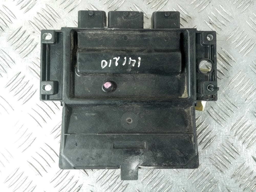 Блок управления двигателем к Renault Clio 3 (05-09)