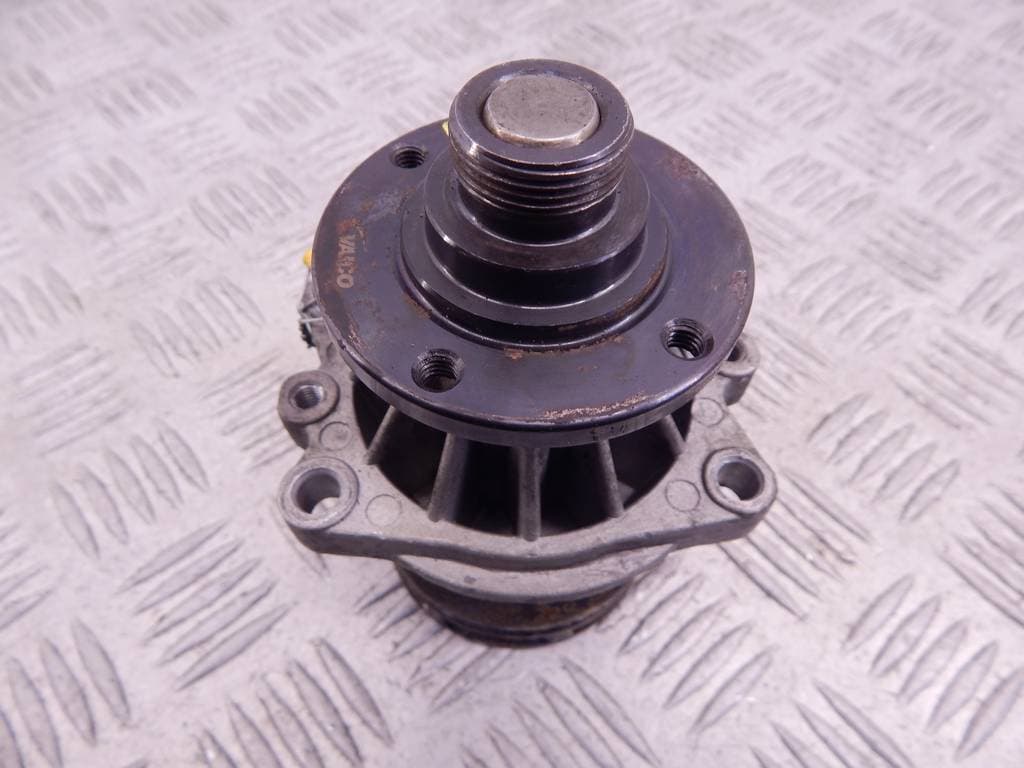 Помпа к BMW 5 E39 (95-00)
