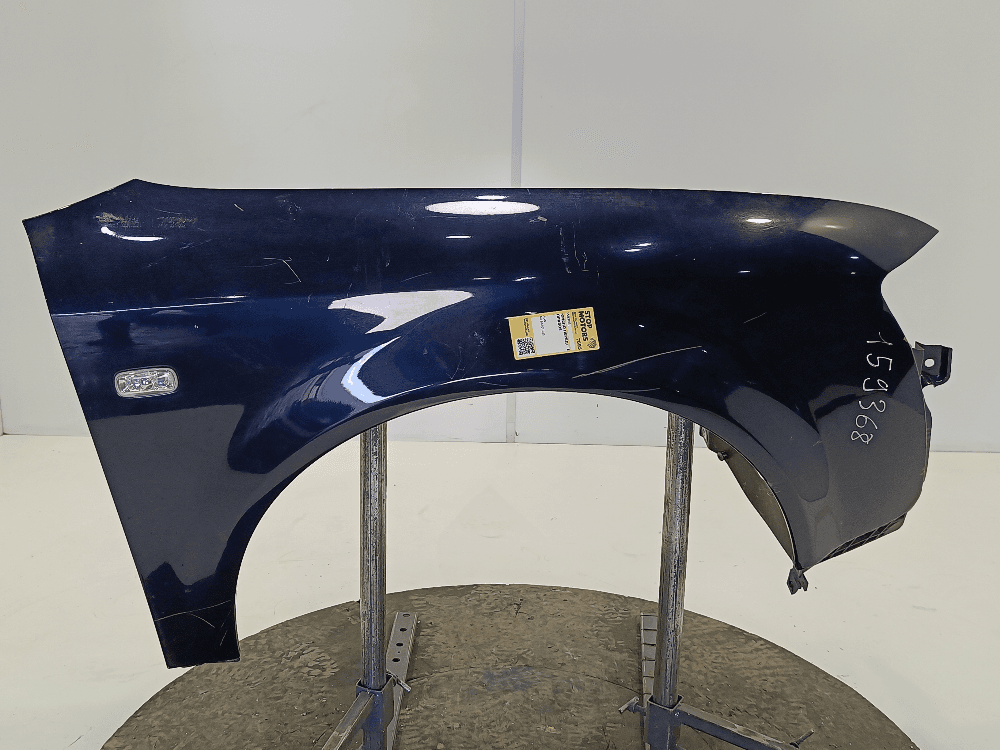 Крыло переднее правое к Audi A4 B6 (01-05)