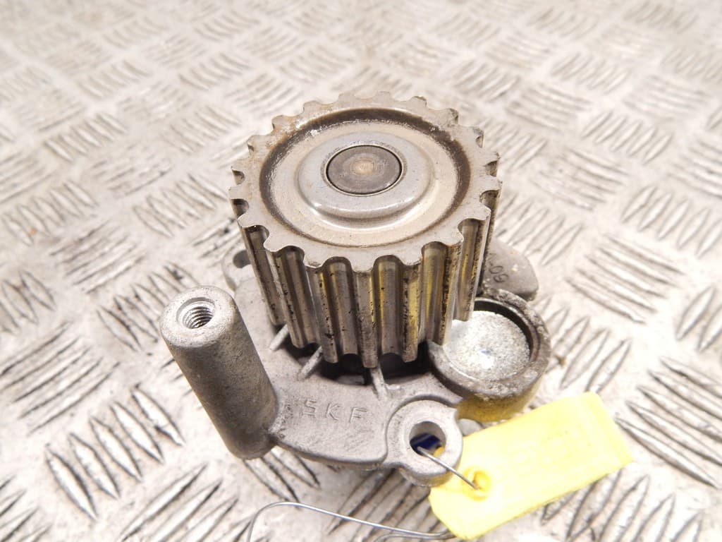 Помпа к Volkswagen Polo 4 (01-05)