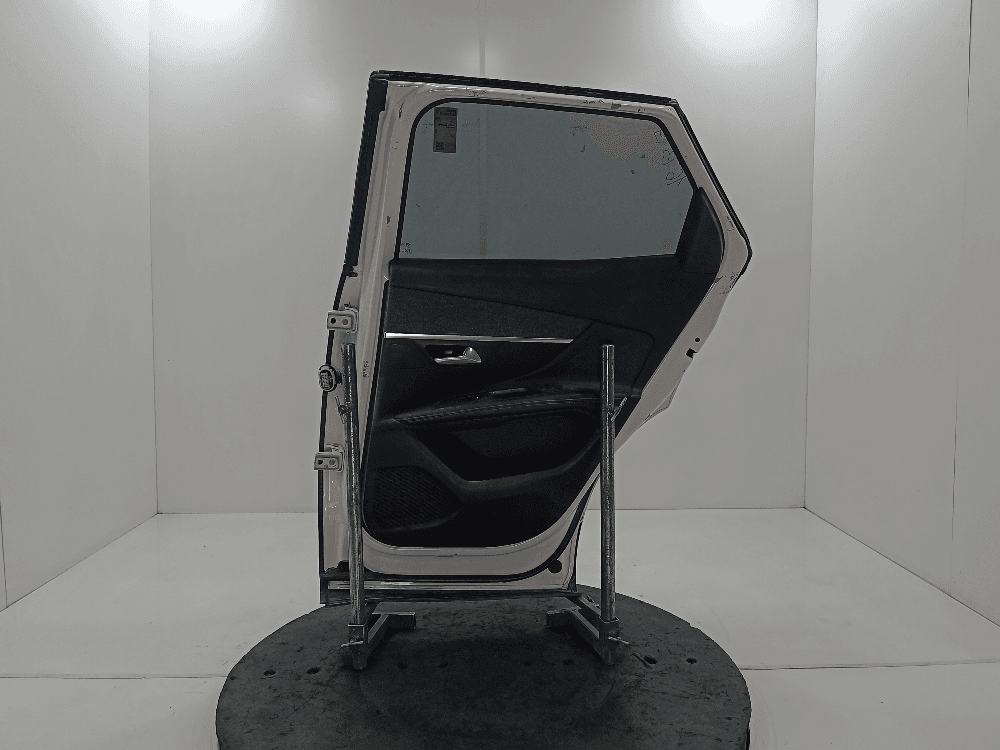 Дверь задняя правая к Peugeot 3008 2 (17-20)
