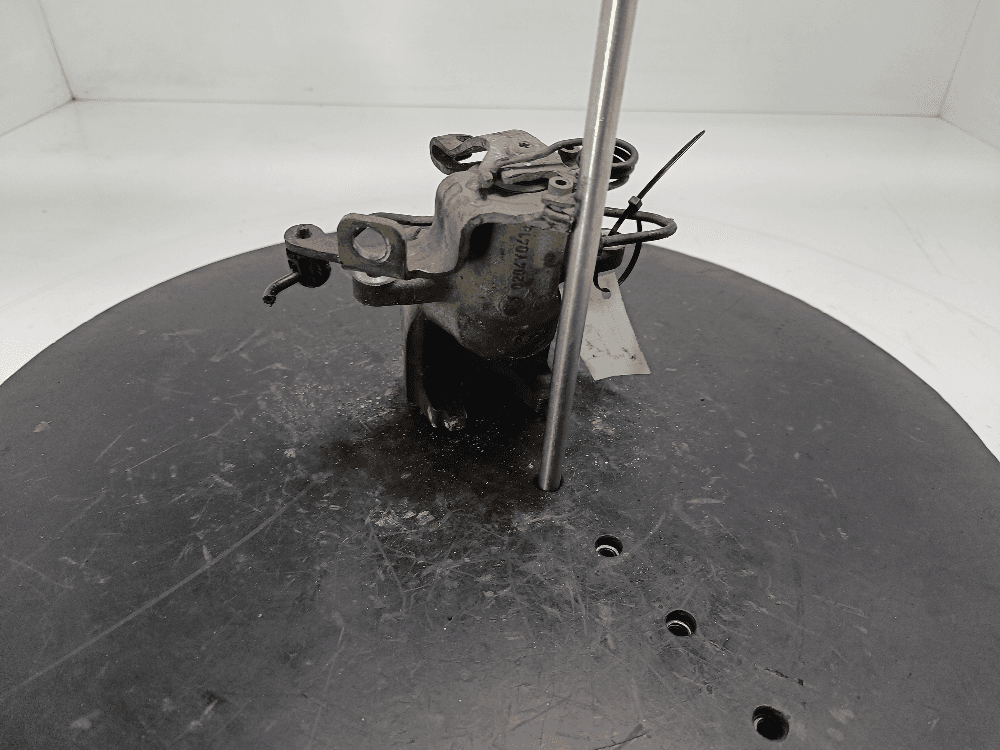 Суппорт задний правый к Citroen C4 Picasso 1 (06-13)