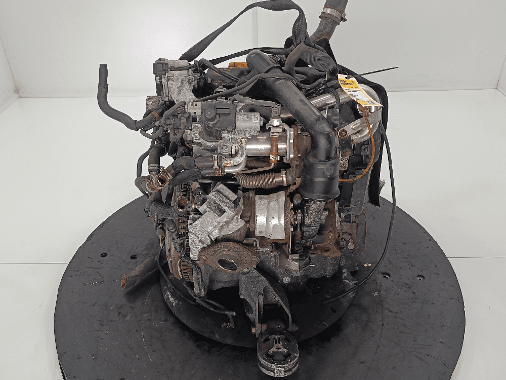 Двигатель к Nissan  Juke 1 (10-14)