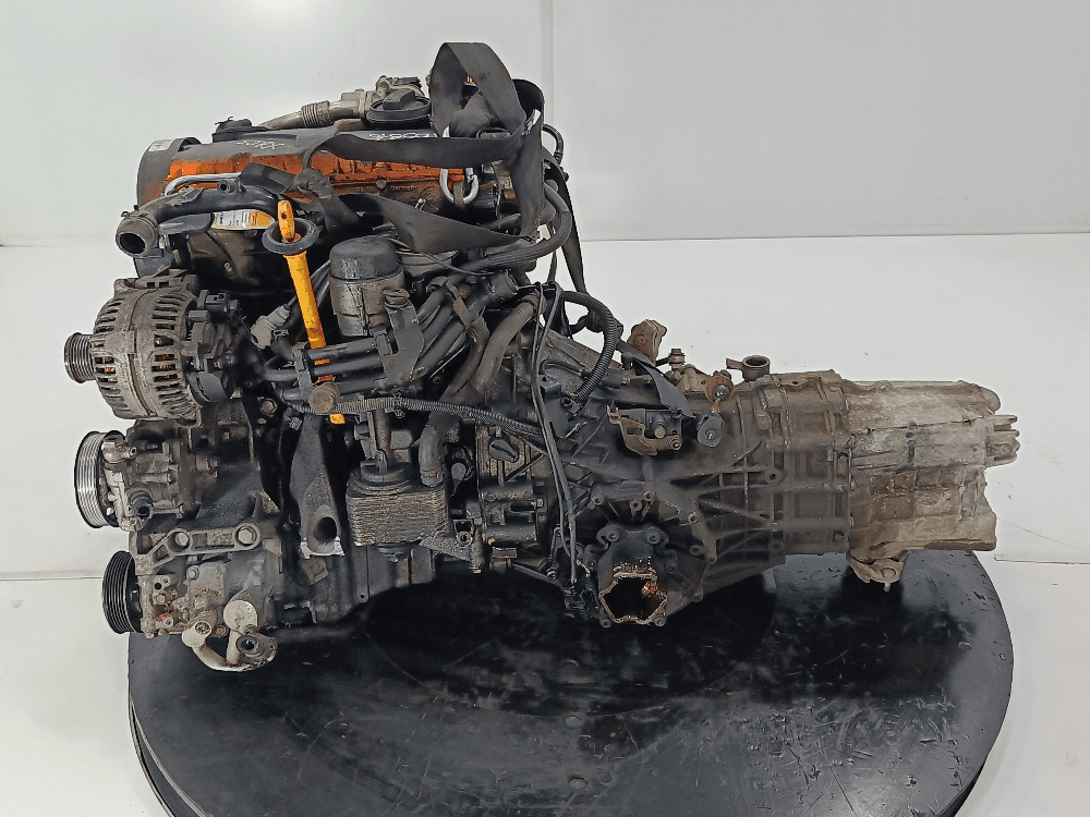 Двигатель к Audi A4 B7 (04-09)