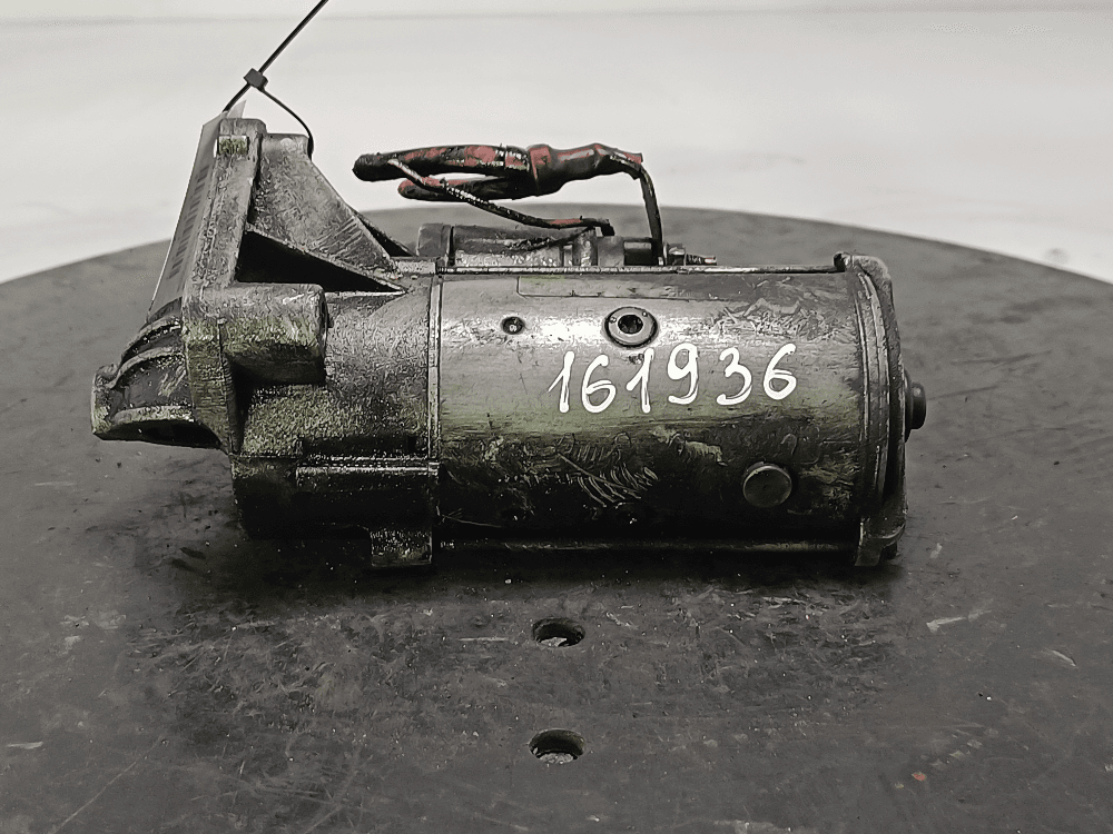 Стартер к Renault Laguna 2 (01-05)