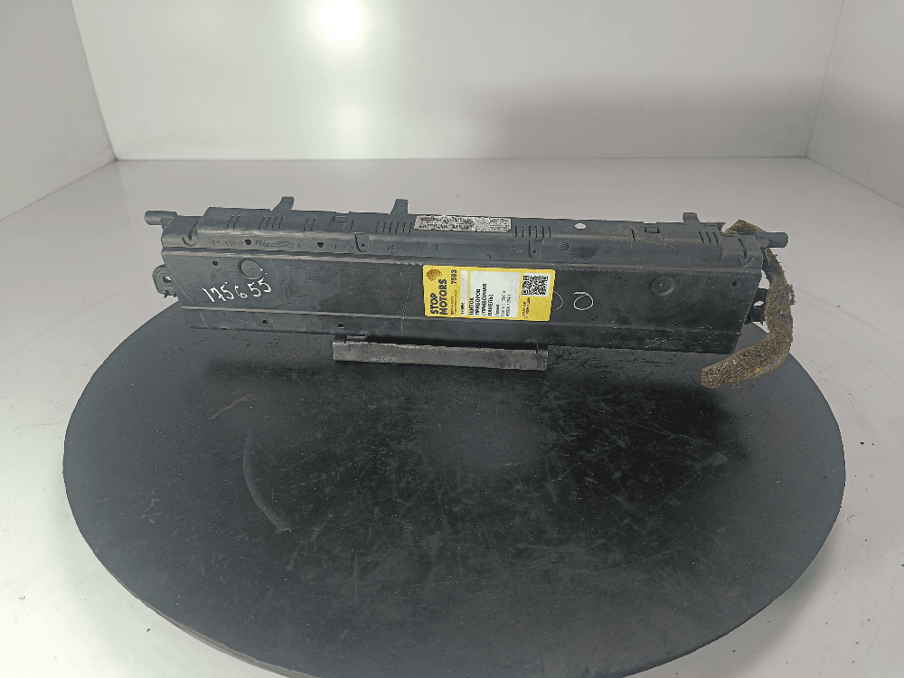 Щиток приборов (приборная панель) к Renault Scenic 2 (03-06)