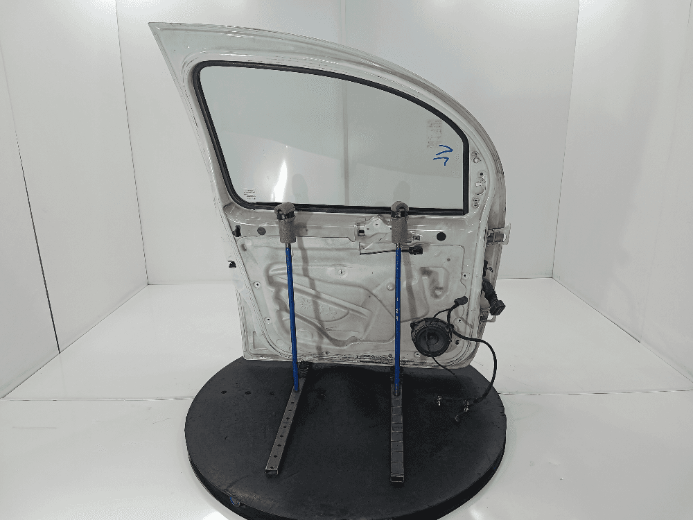 Дверь передняя левая к Renault Kangoo 2 (07-13)