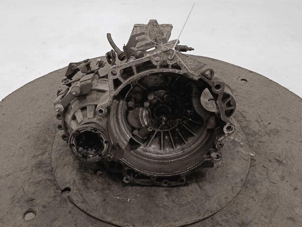 КПП механическая (МКПП) к Volkswagen Golf 4 (97-06)
