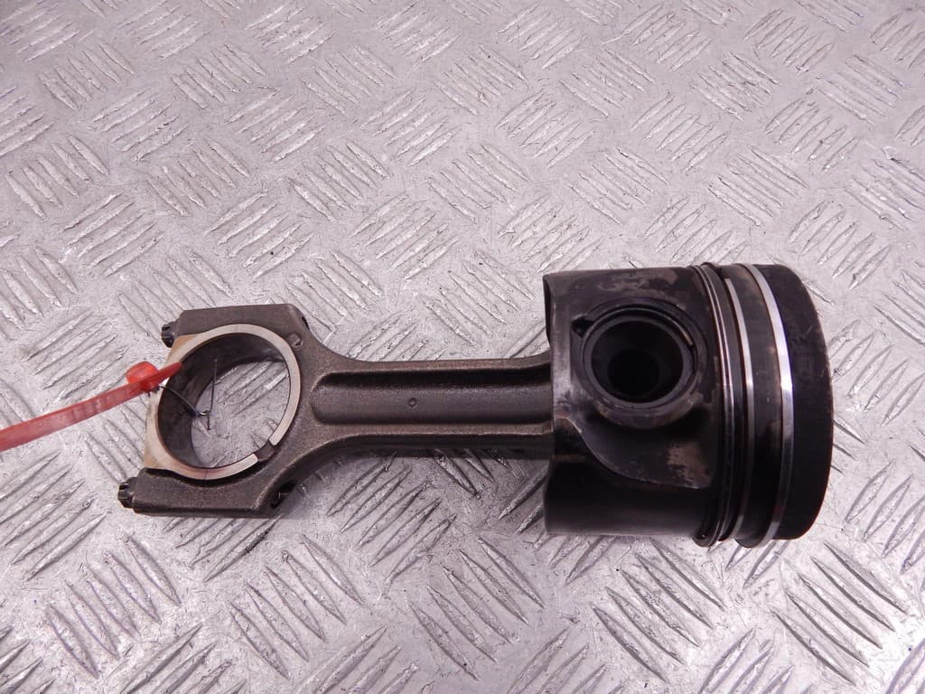 Поршень к BMW 7 E65/E66 Рестайлинг (05-08)