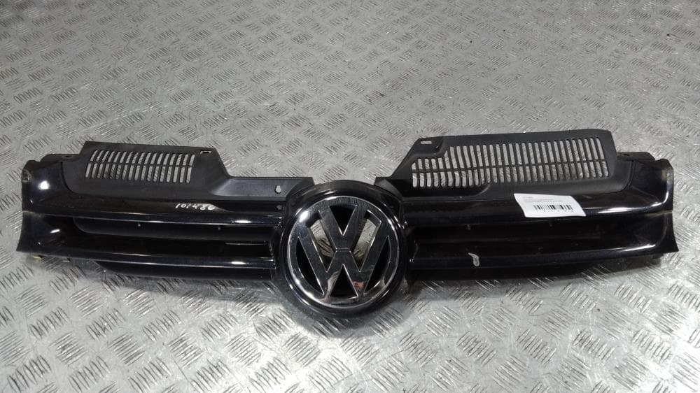 Решетка радиатора к Volkswagen Golf 5 (03-09)