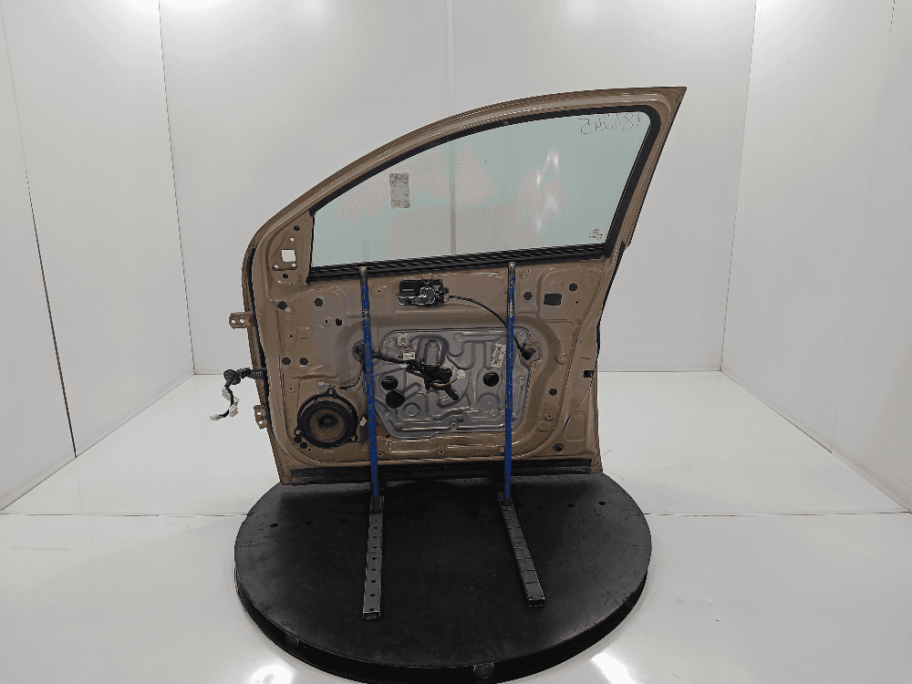 Дверь передняя правая к Nissan  Qashqai 1 (07-10)