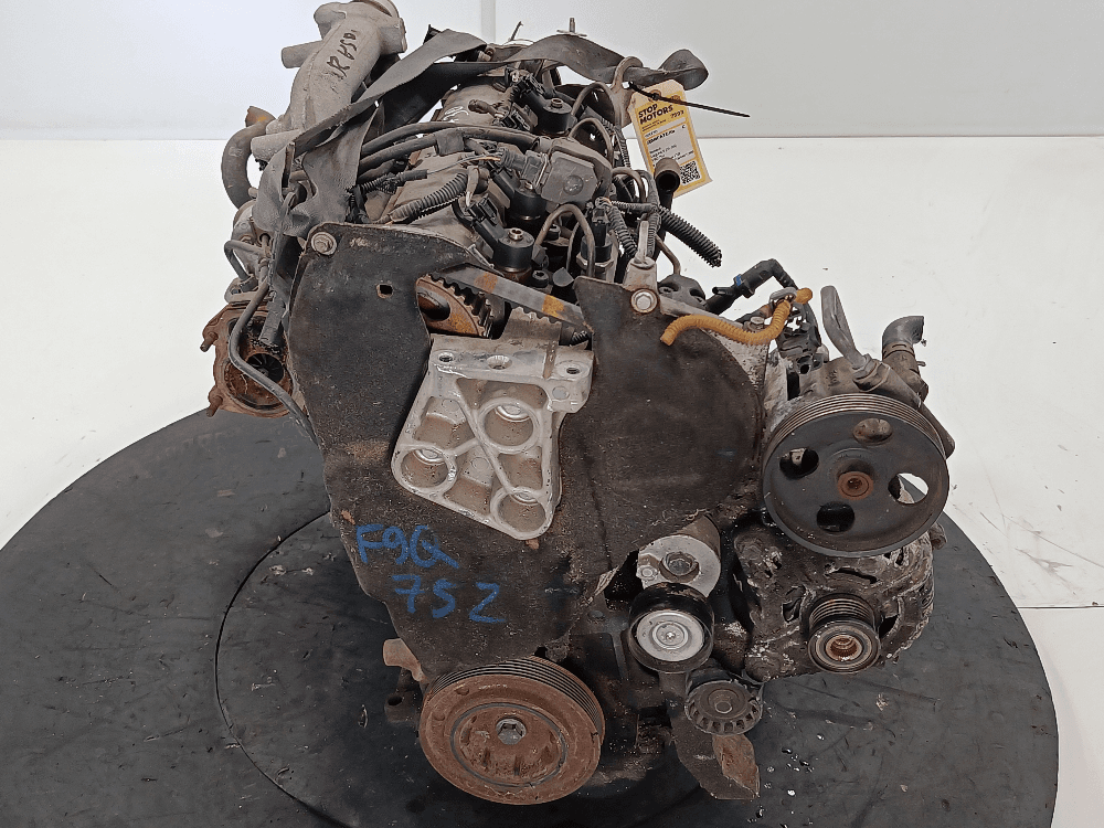 Двигатель к Renault Laguna 2 (01-05)