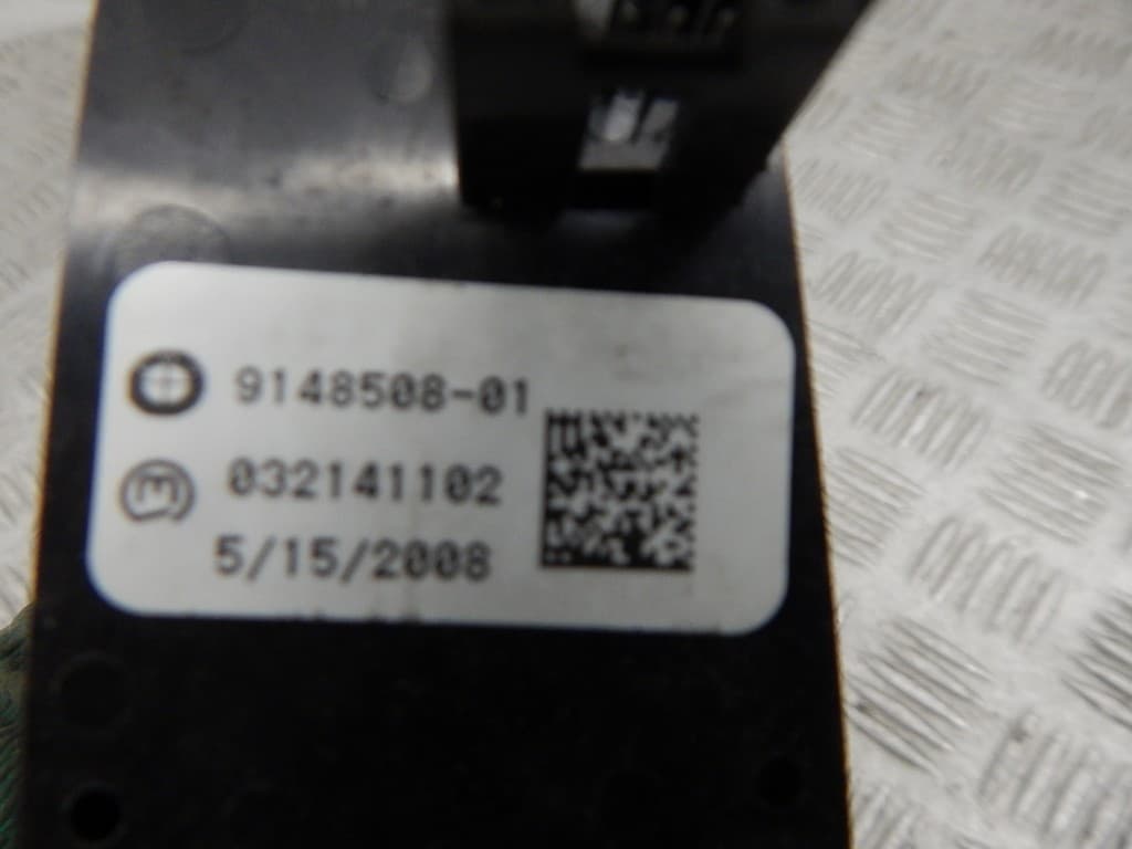 Кнопка ручного тормоза (ручника) к BMW X5 E70 (06-10)