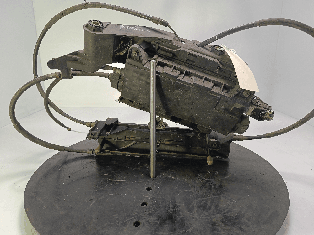 Электроручник к Renault Scenic 2 (03-06)