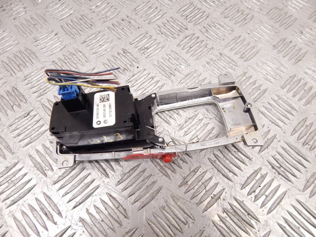 Кнопка ручного тормоза (ручника) к BMW X5 E70 (06-10)