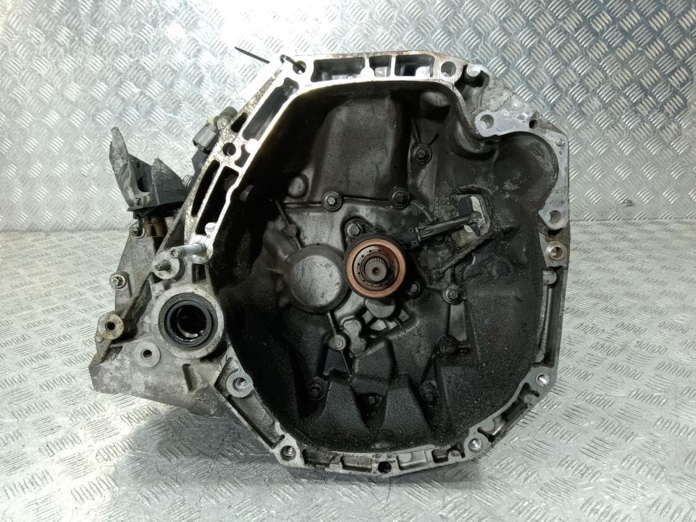 КПП механическая (МКПП) к Renault Clio 3 Рестайлинг (09-12)