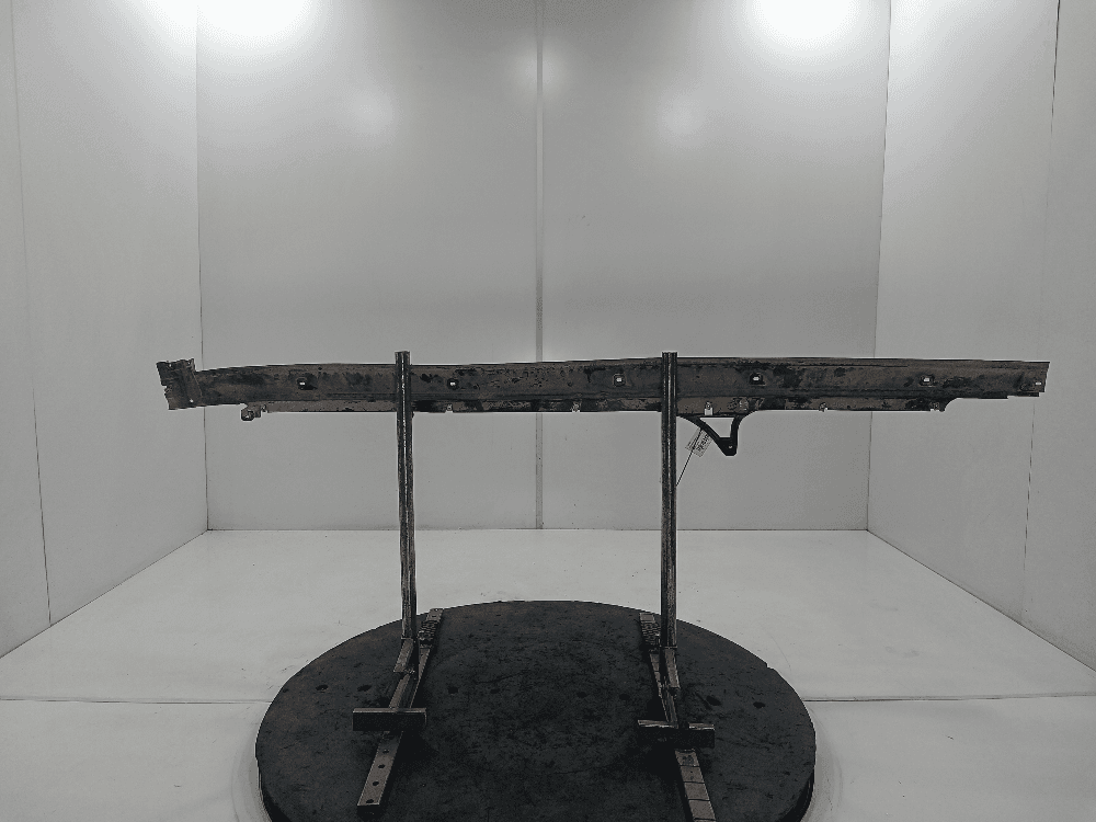 Накладка порога к Volkswagen Touareg 3 (18-24)