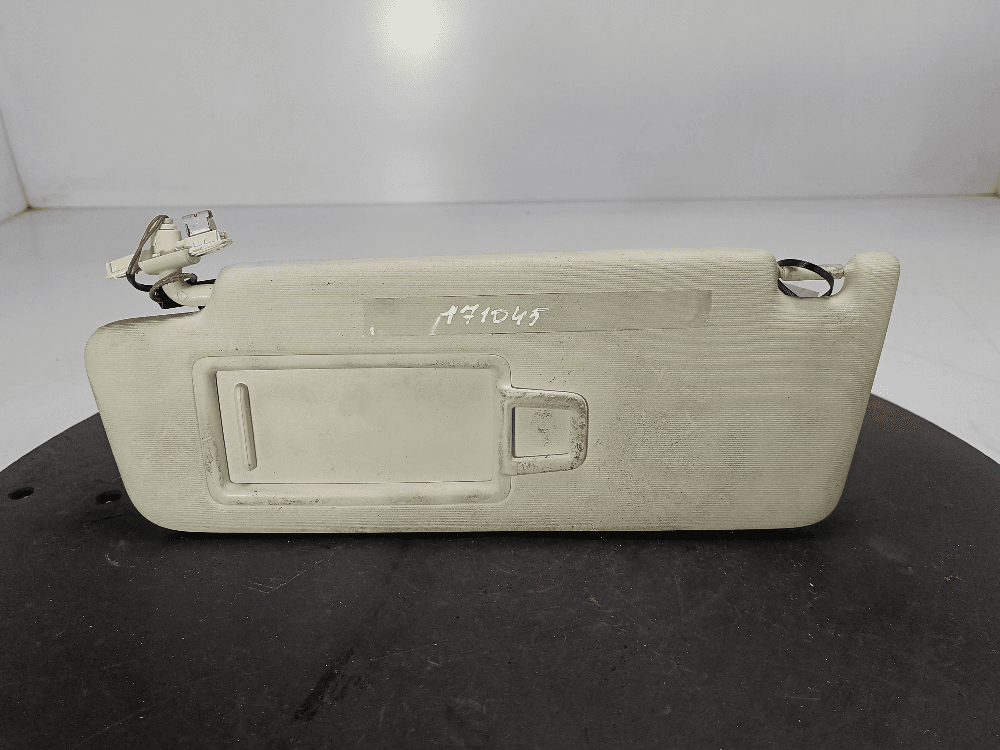 Козырек солнцезащитный к Volkswagen Passat B8 (14-19)