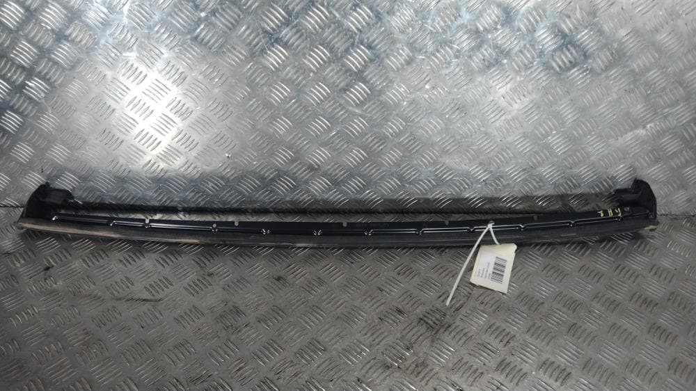 Уплотнитель к Tesla Model X (15-21)