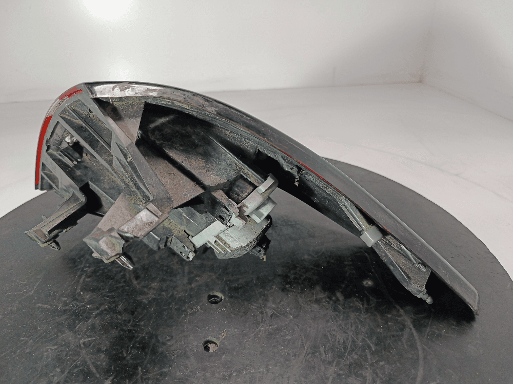 Фонарь задний левый к Citroen C4 Picasso 1 (06-13)