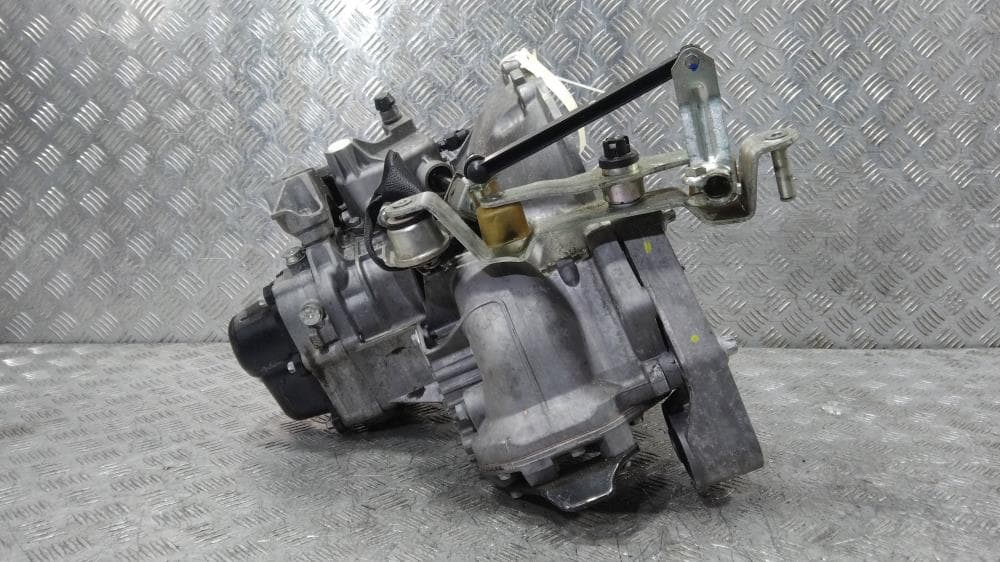 КПП механическая (МКПП) к Opel Corsa D (06-11)