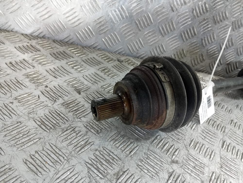 Полуось передняя левая (приводной вал, ШРУС) к Volkswagen Golf 6 (08-15)