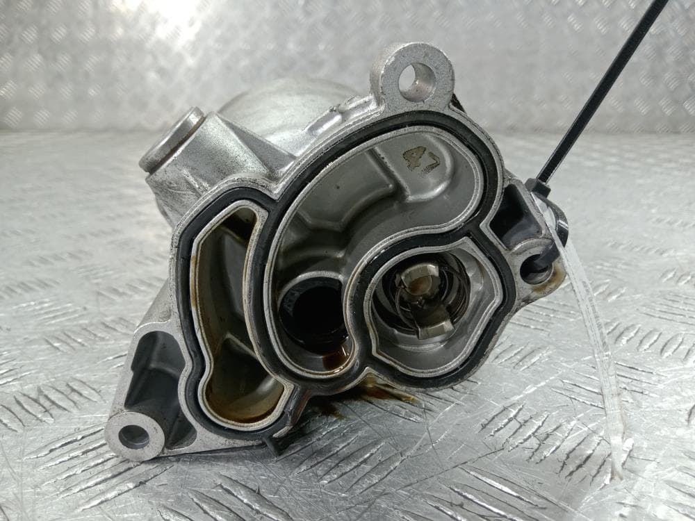Корпус масляного фильтра к BMW 1 E81/E82/E87/E88 (04-07)