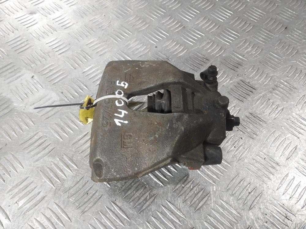 Суппорт передний правый к Opel Zafira A (99-03)