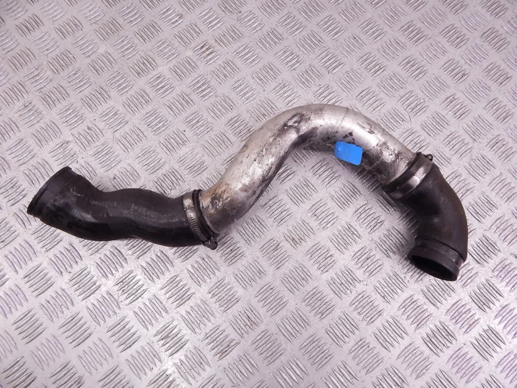 Патрубок интеркулера к BMW 5 E39 (95-00)