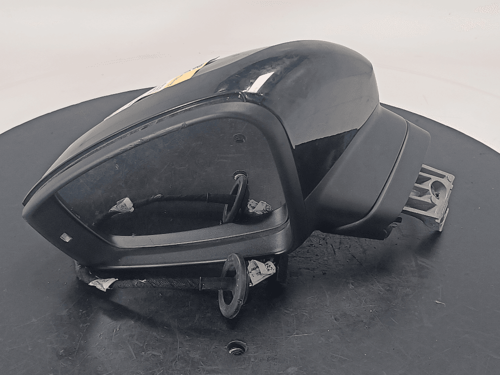 Зеркало наружное левое к Volkswagen Touareg 3 (18-24)