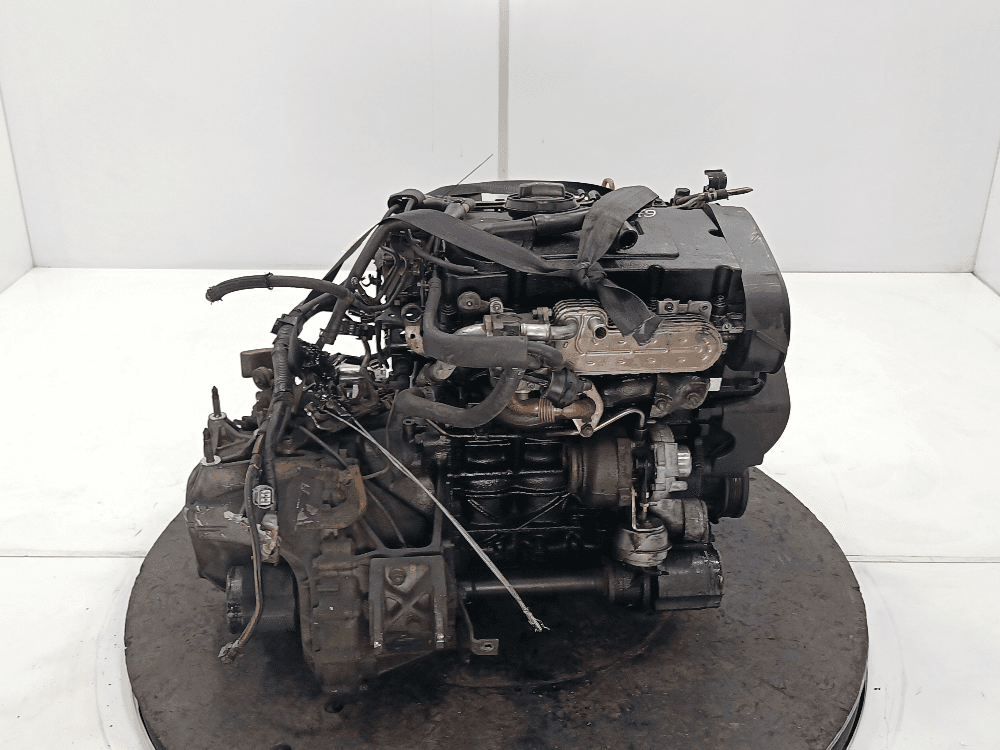 Двигатель к Mitsubishi Grandis (03-11)