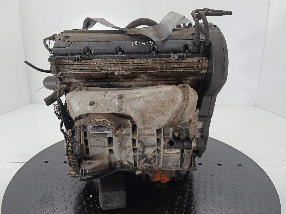 Двигатель к Peugeot 406 (95-99)