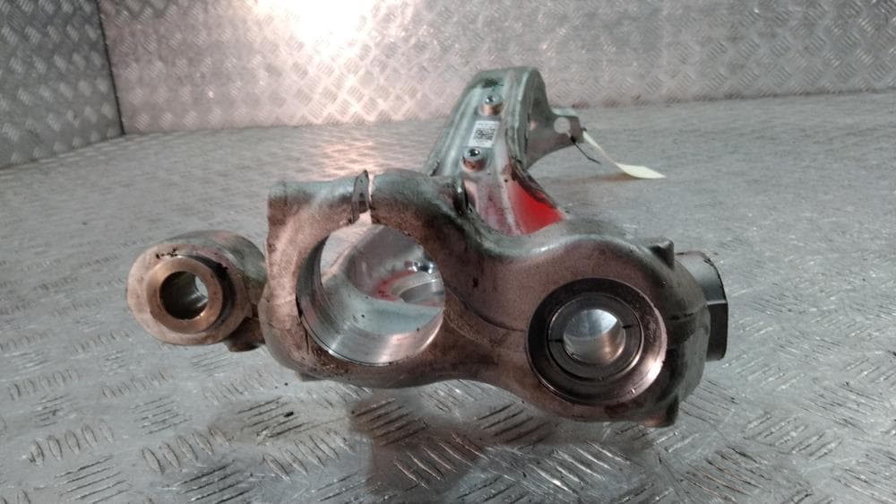 Кулак поворотный правый к Audi RS Q8 (2019-2023)