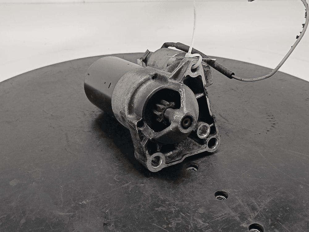 Стартер к Renault Megane 2 (02-06)