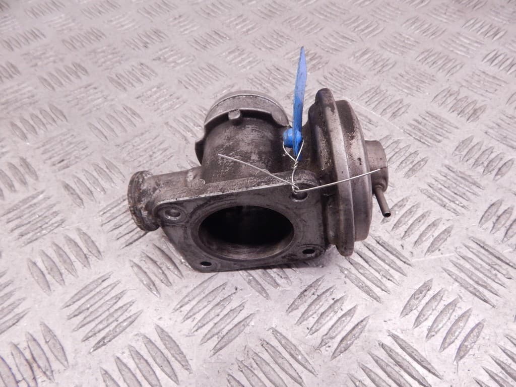Клапан EGR к BMW 7 E38 Рестайлинг (98-01)