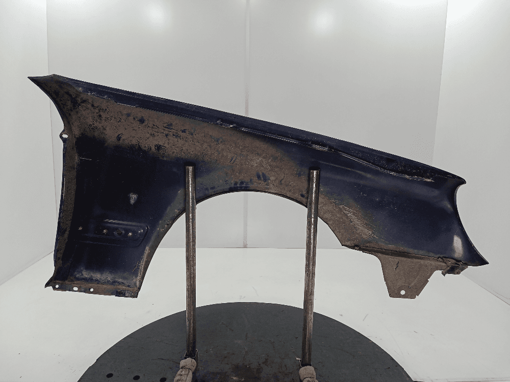 Крыло переднее левое к Mercedes E Class W210/S210 Рестайлинг (99-02)