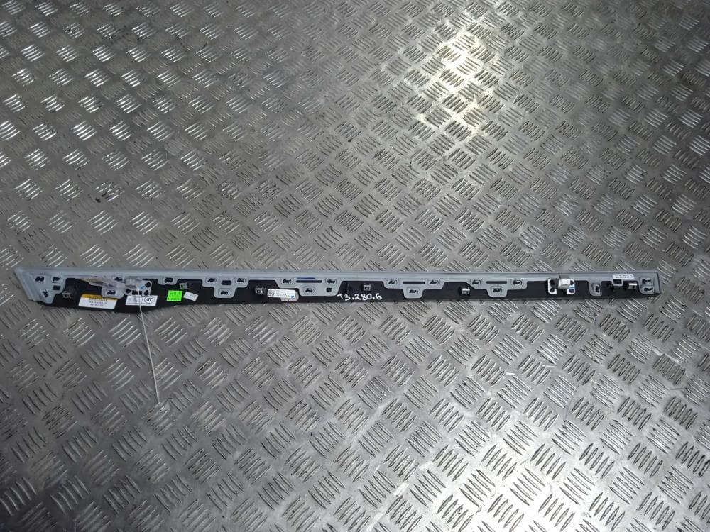Накладка декоративная к Tesla Model X (15-21)