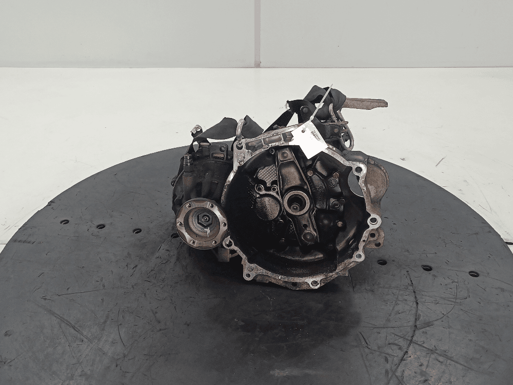 КПП механическая (МКПП) к Volkswagen Polo 4 (01-05)