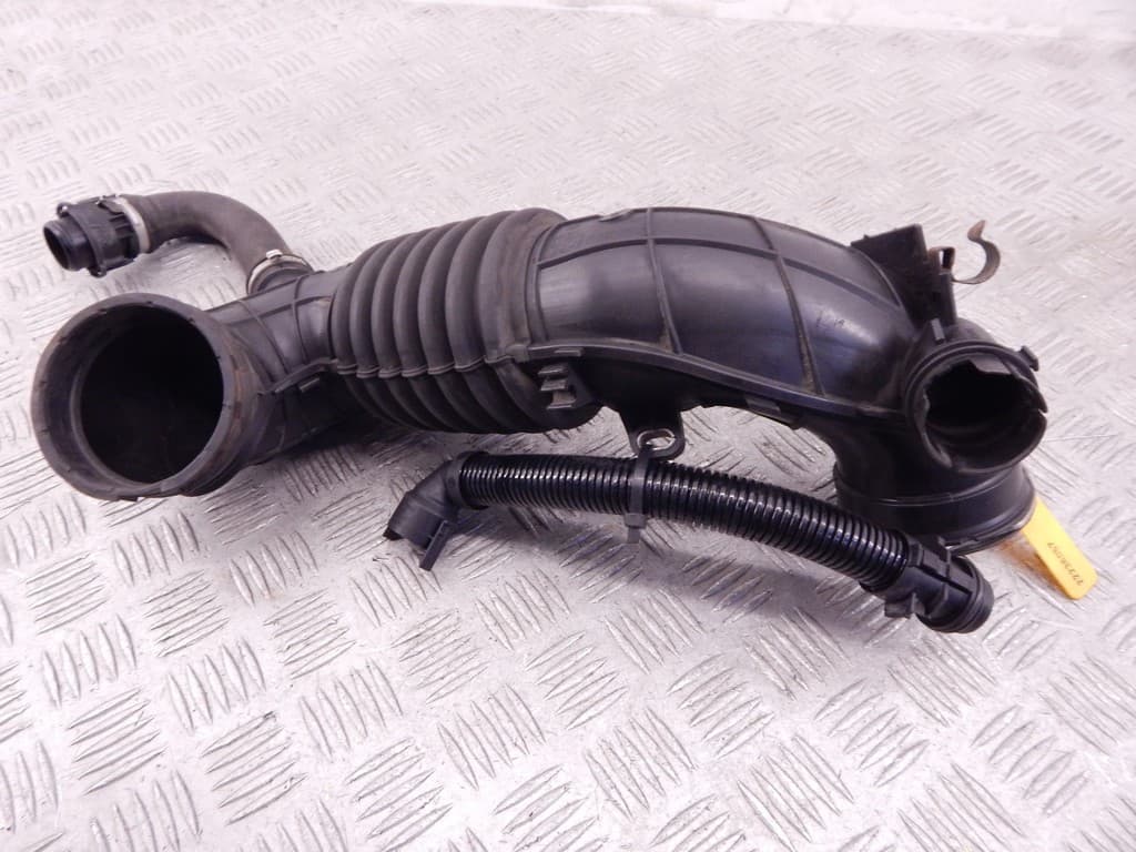 Патрубок (трубопровод, шланг) к BMW 3 F34 (13-16)