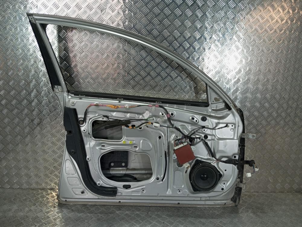 Дверь передняя левая к Lexus GS 2 Рестайлинг (00-04)