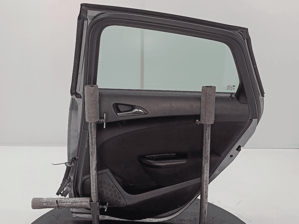 Дверь задняя правая к Opel Astra J Рестайлинг (12-15)