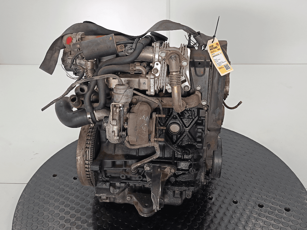 Двигатель к Renault Scenic 2 (03-06)