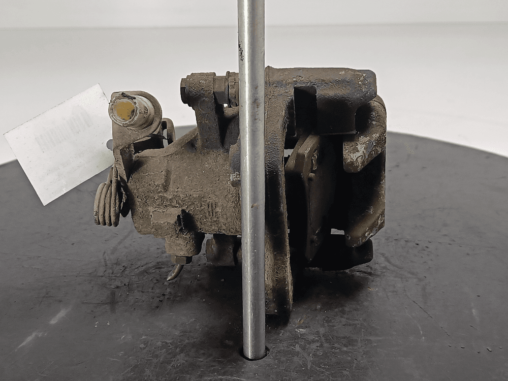 Суппорт задний правый к Peugeot 208 1 (12-15)