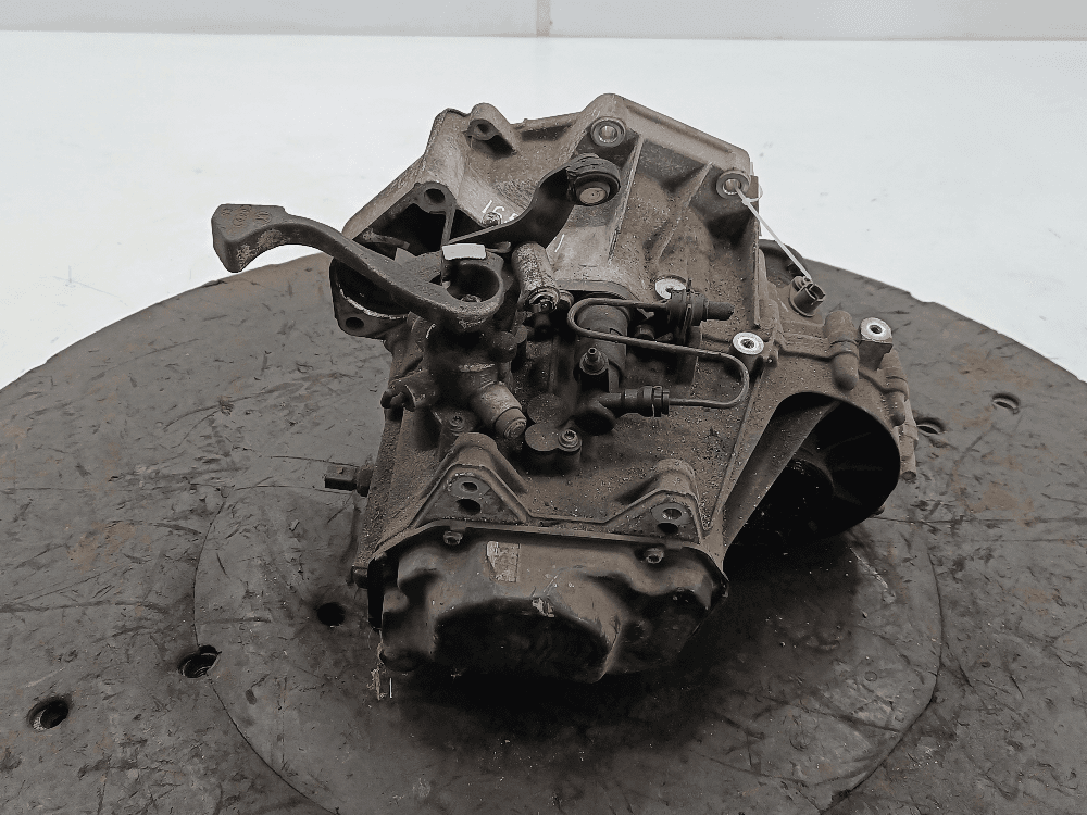 КПП механическая (МКПП) к Volkswagen Polo 4 (01-05)