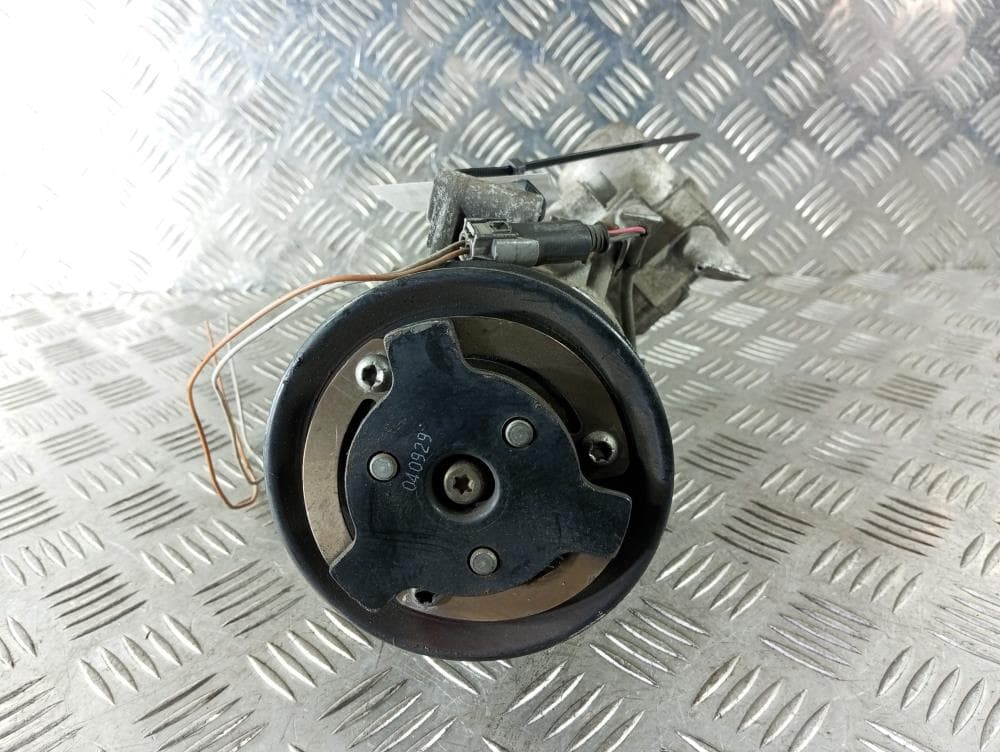 Компрессор кондиционера к BMW 3 E90/E91/E92/E93 (05-10)