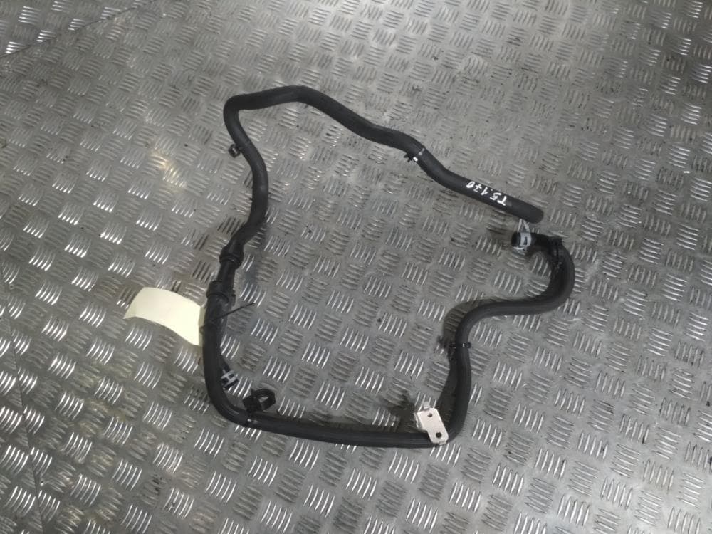 Патрубок (трубопровод, шланг) к Tesla Model X (15-21)