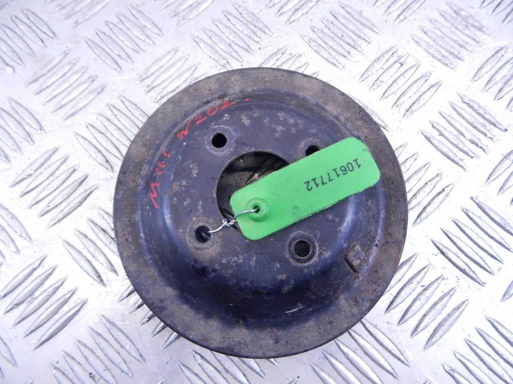 Шкив помпы к Mercedes C Class W202/S202 (93-97)
