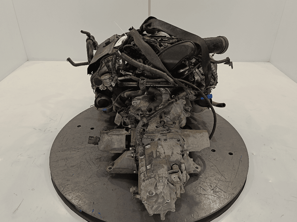 Двигатель к Audi A4 B6 (01-05)