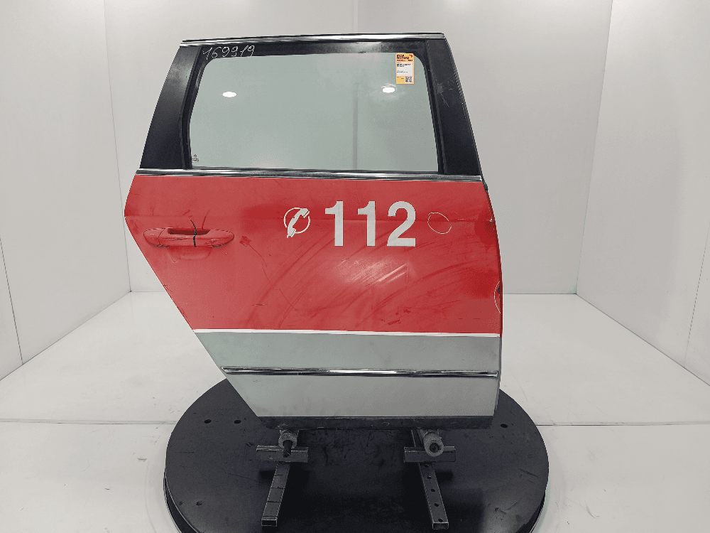 Дверь задняя правая к Volkswagen Passat B6 (05-10)